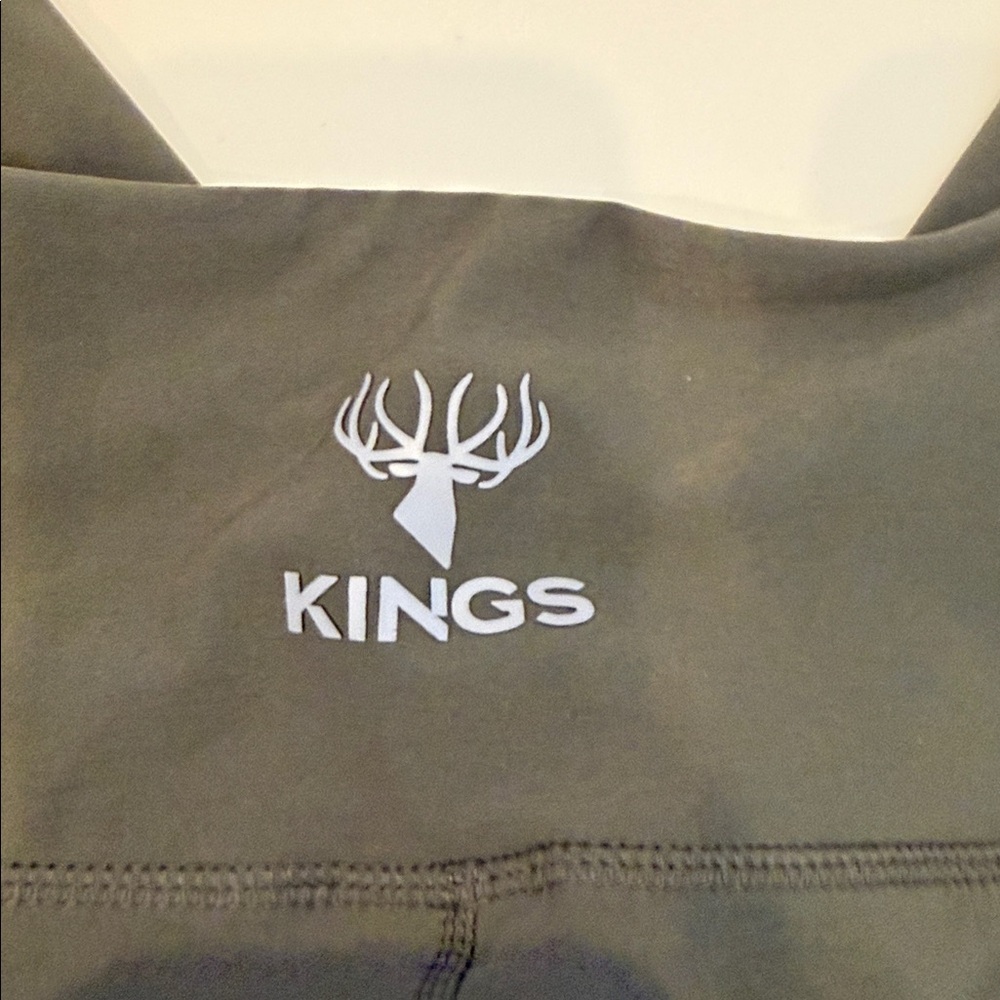Kings Performance Women’s Outdoor‎ Leggings Size M Olive Green Side Pockets